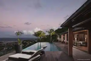 Infinity pool with ocean view from the Mythique villa in Saint Barthelemy