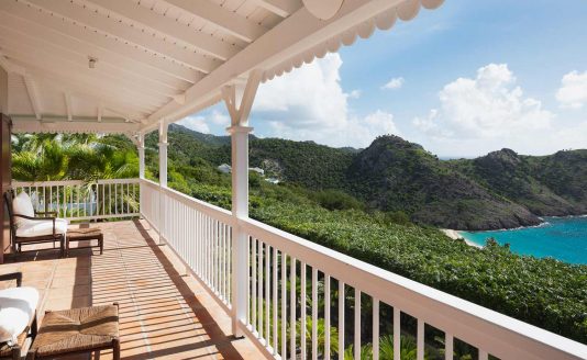 Terrace with sea view from the villa Joy Gouverneur in St Barth
