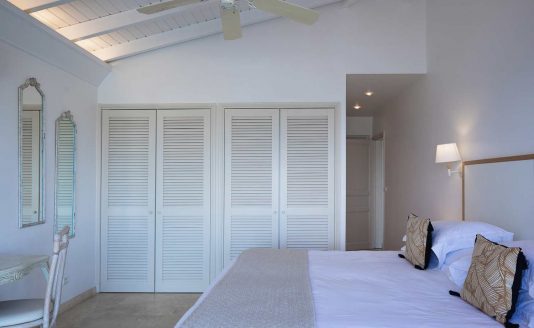 Master bedroom with sea view at Milonga villa - luxury villa for rent in St Barts
